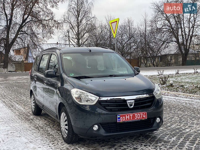 Мінівен Dacia Lodgy 2013 в Старокостянтинові