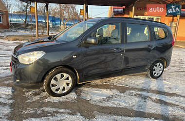 Мінівен Dacia Lodgy 2013 в Хоролі