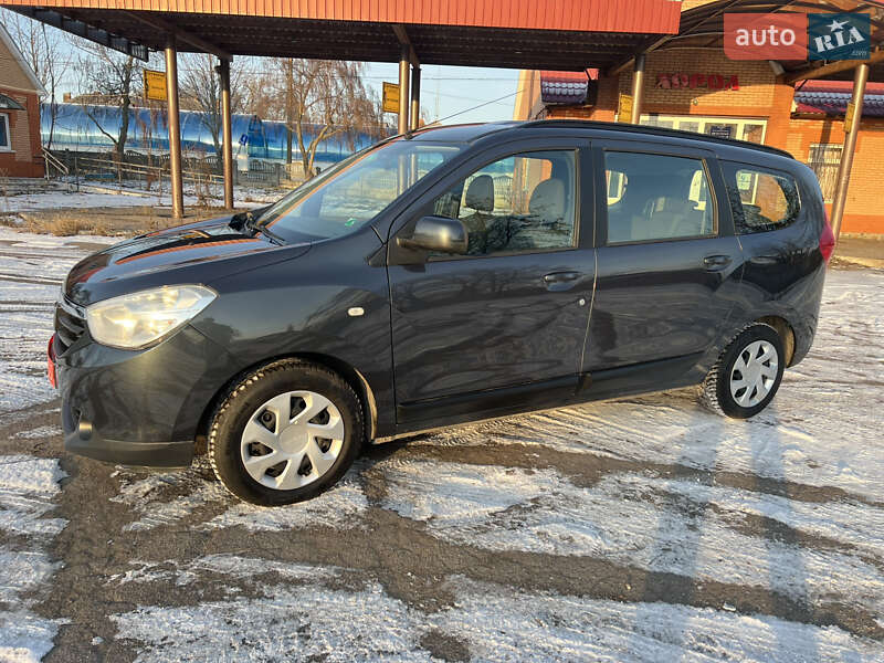 Dacia Lodgy 2013 Dacia Lodgy 2013