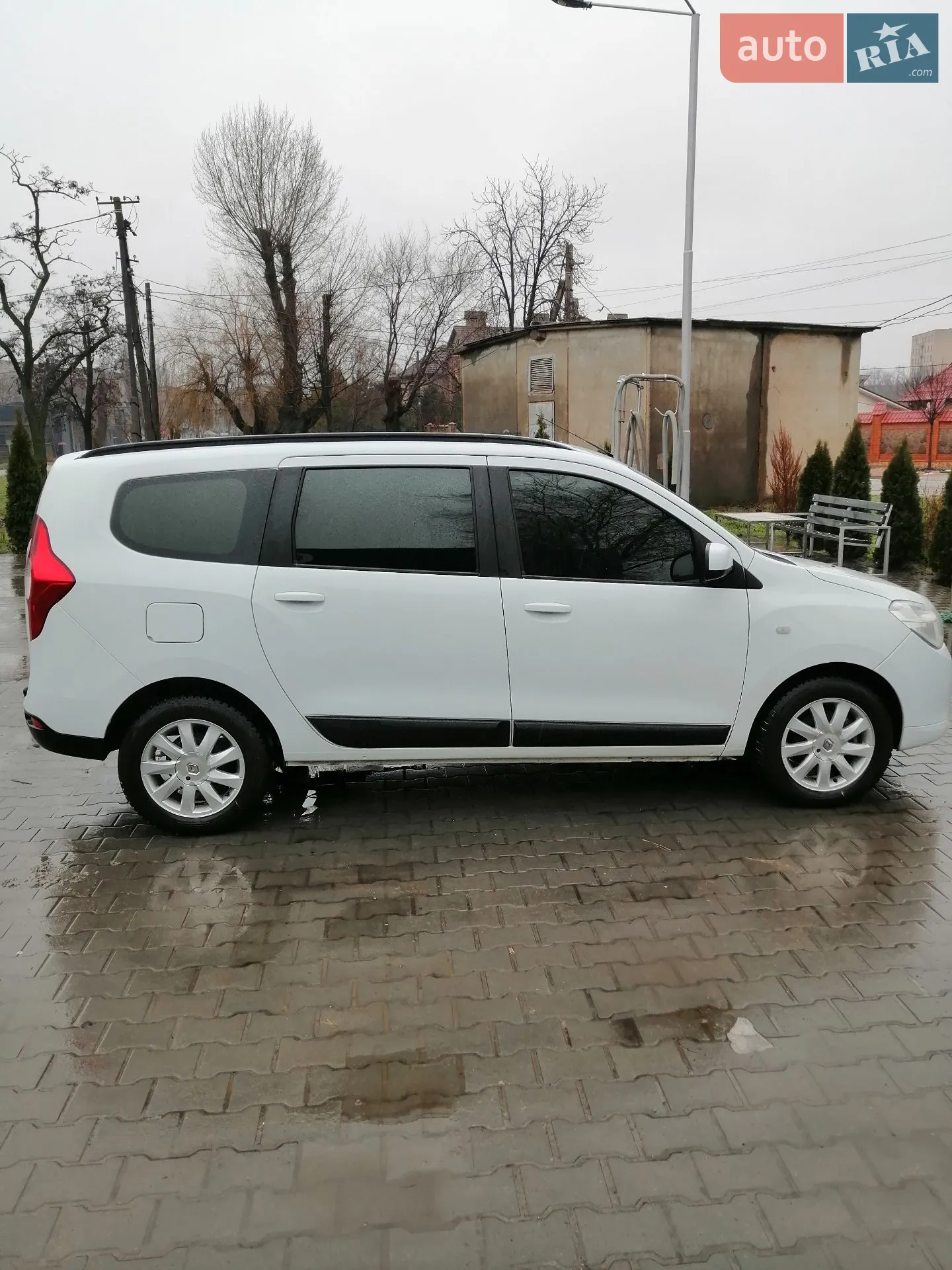 2013 Dacia Lodgy - мініатюра 3