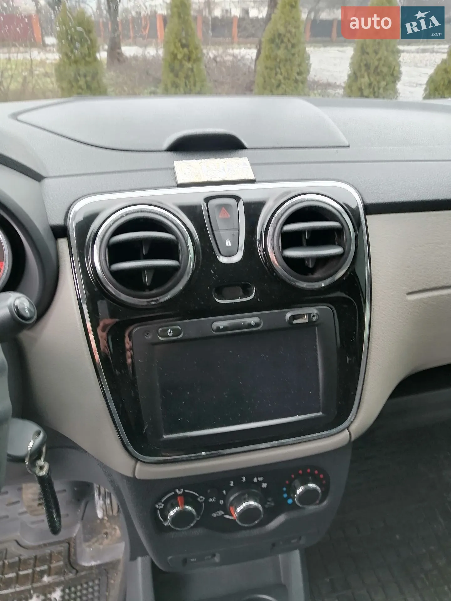 2013 Dacia Lodgy - мініатюра 19