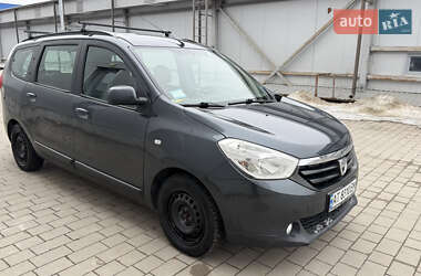 Мінівен Dacia Lodgy 2012 в Івано-Франківську