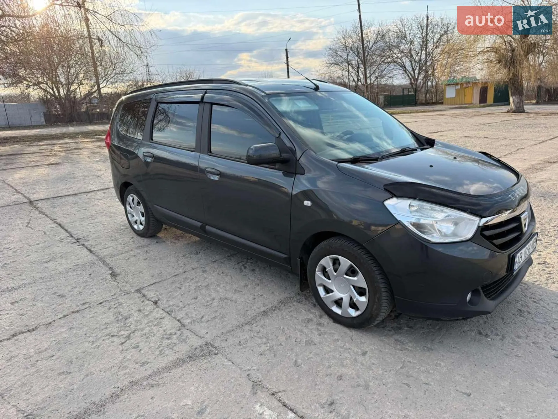 2012 Dacia Lodgy - фото 1