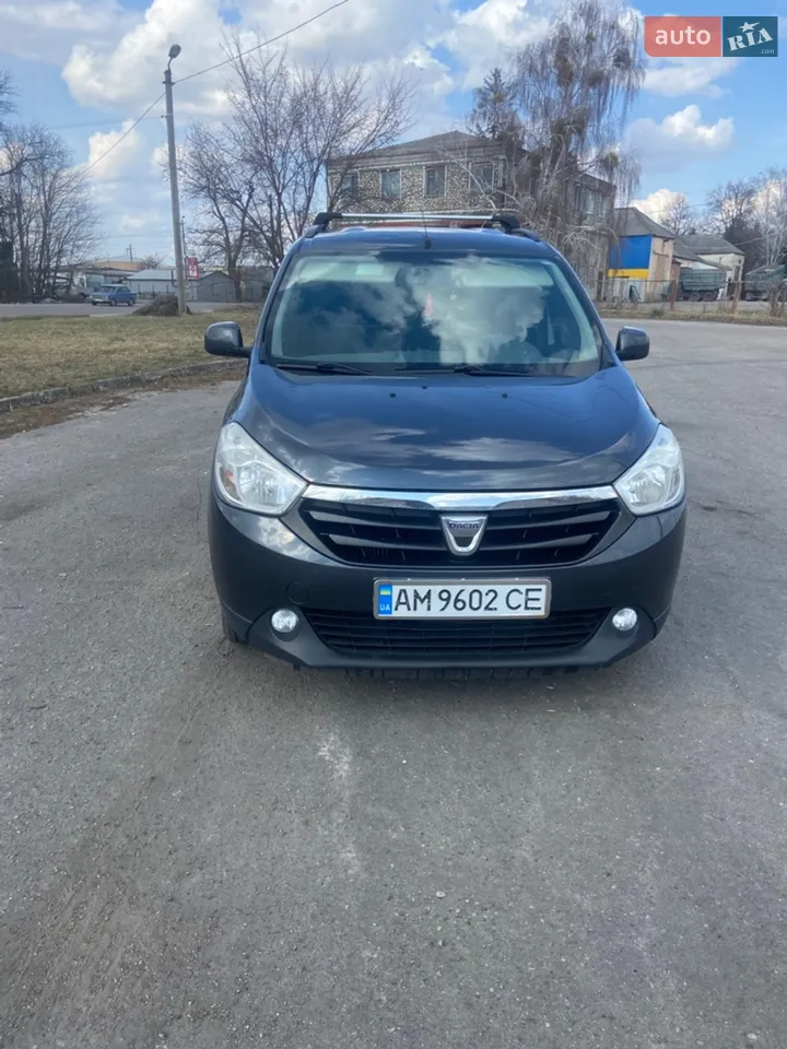 2014 Dacia Lodgy - мініатюра 27