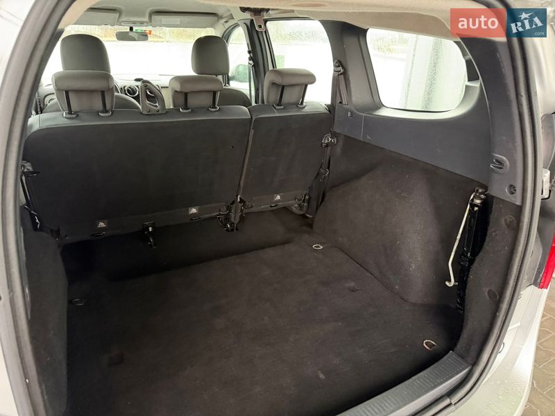 Минивэн Dacia Lodgy 2013 в Луцке