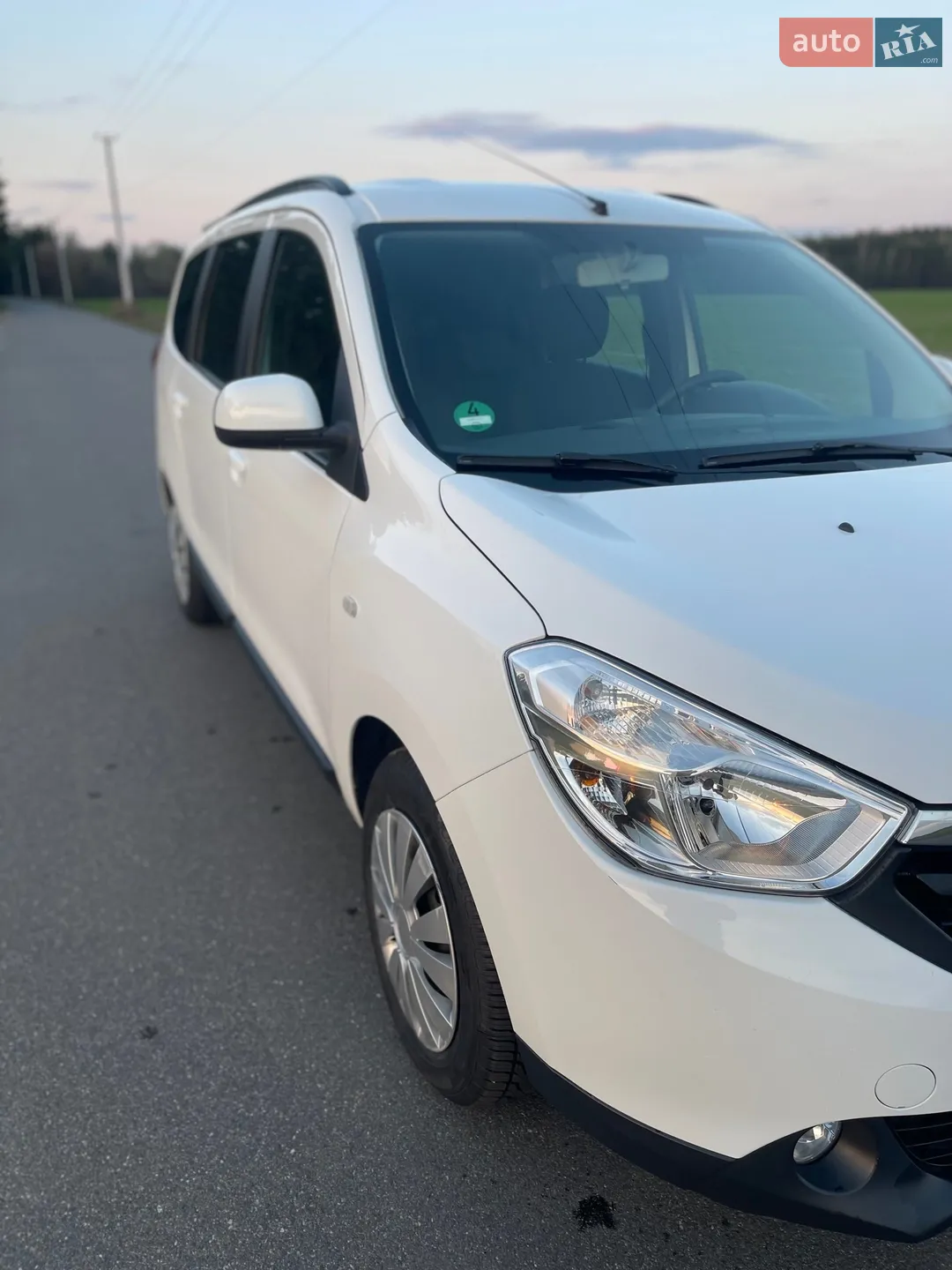 2016 Dacia Lodgy - мініатюра 11