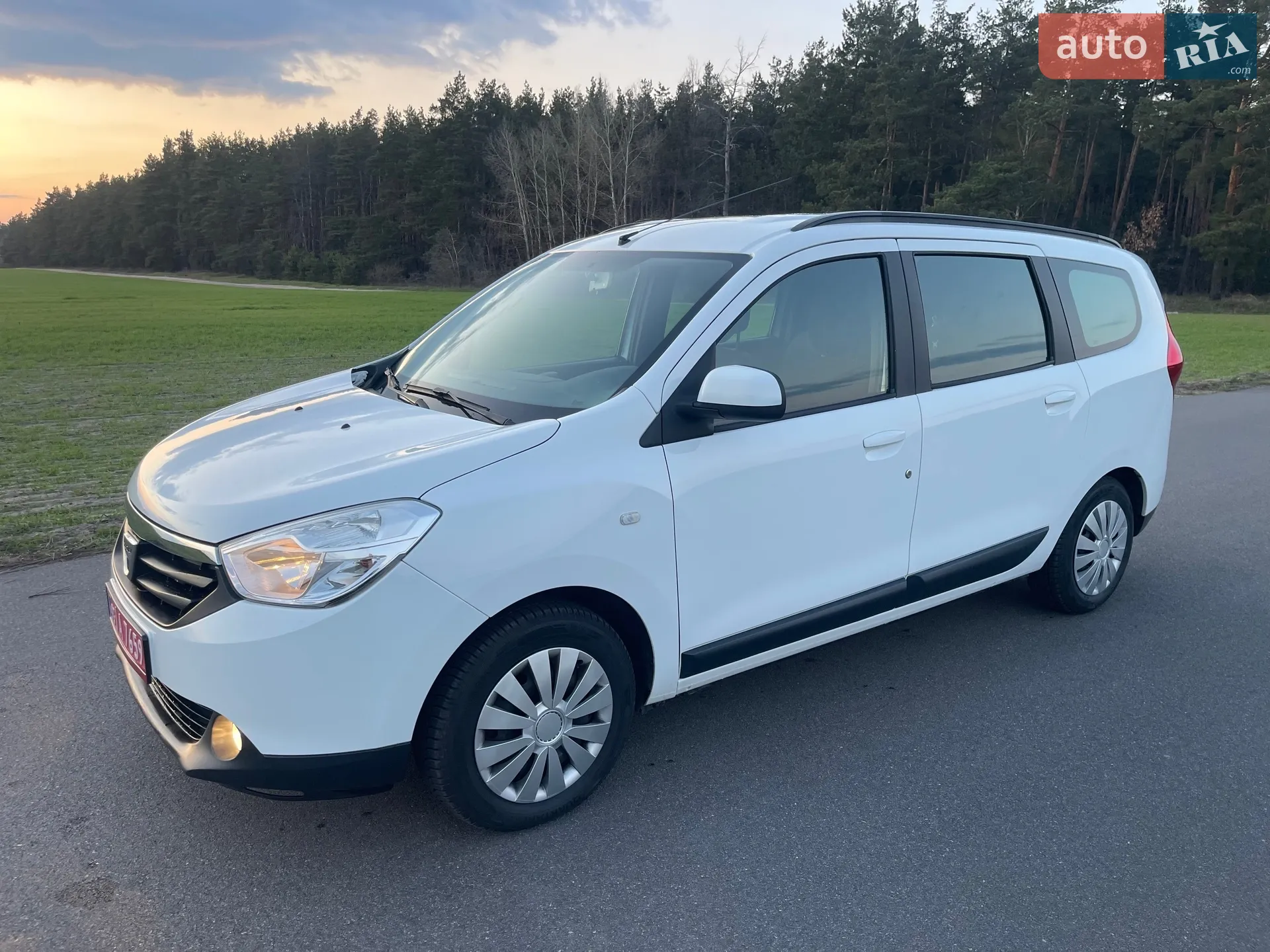 2016 Dacia Lodgy - мініатюра 23