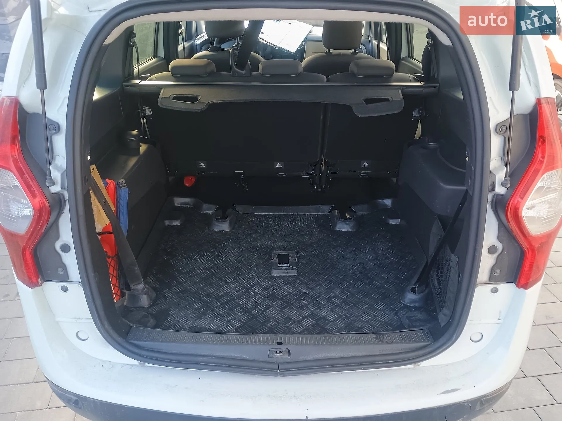 2012 Dacia Lodgy - мініатюра 11