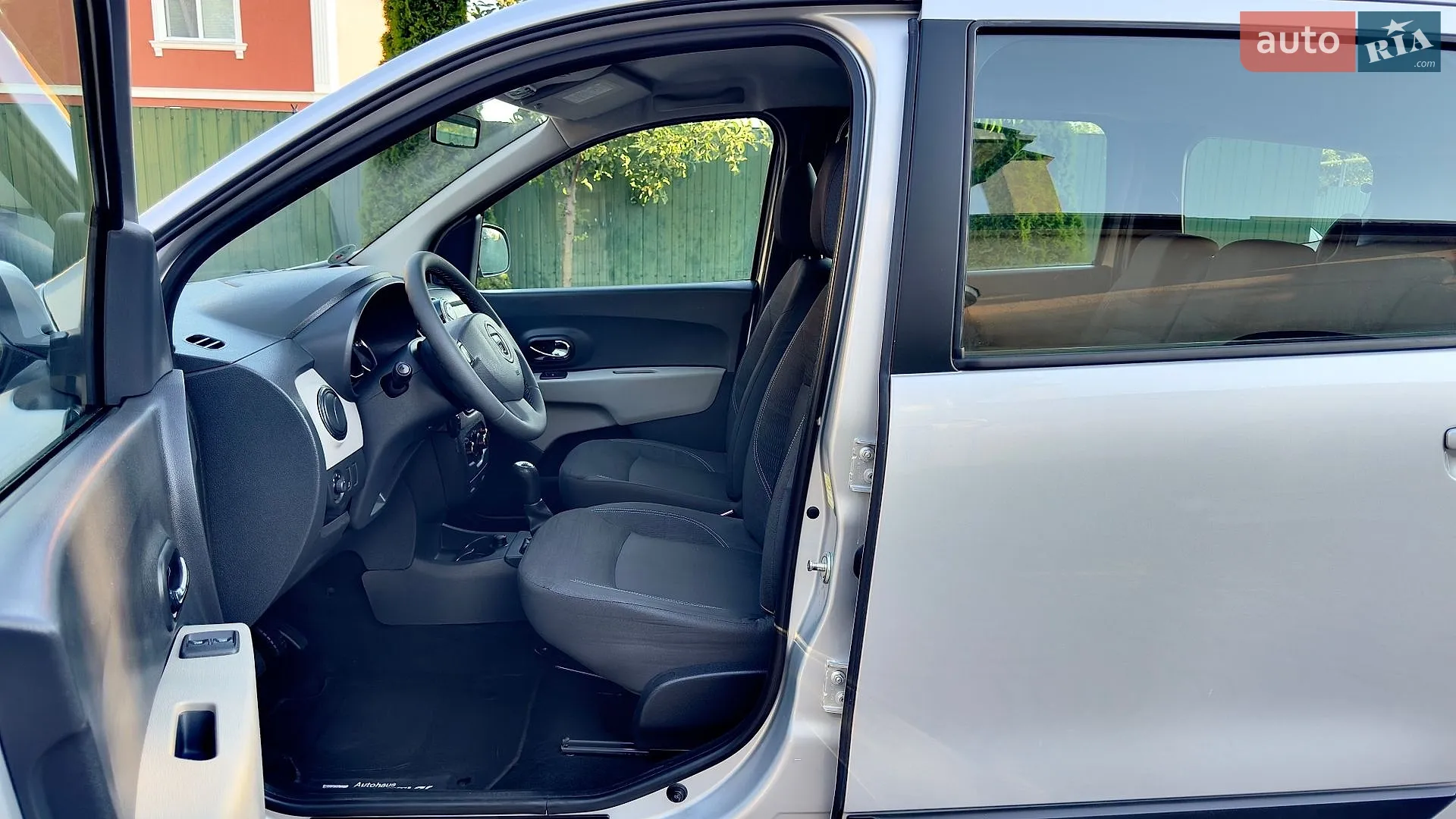 2012 Dacia Lodgy - мініатюра 20