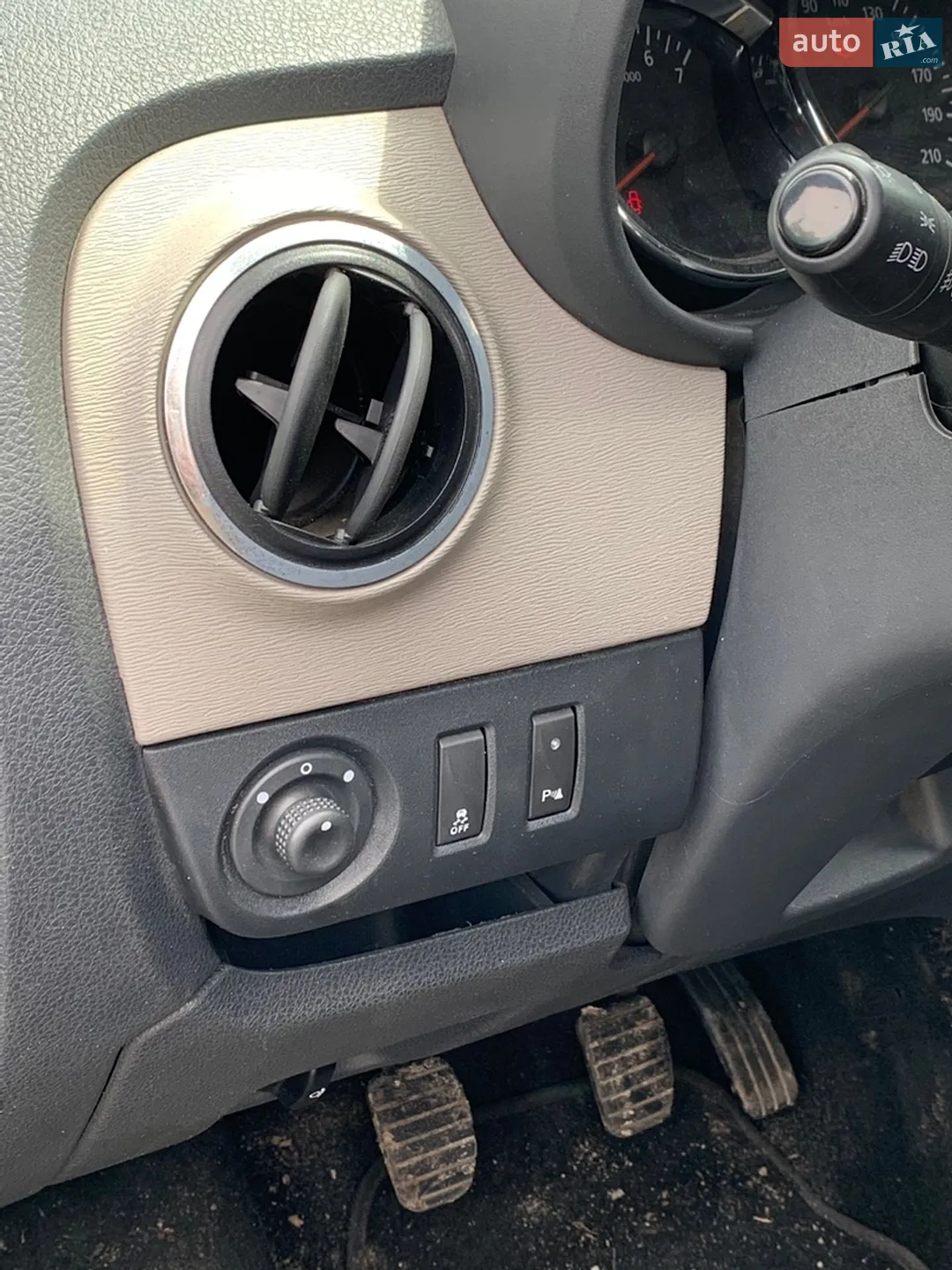 2014 Dacia Lodgy - мініатюра 9