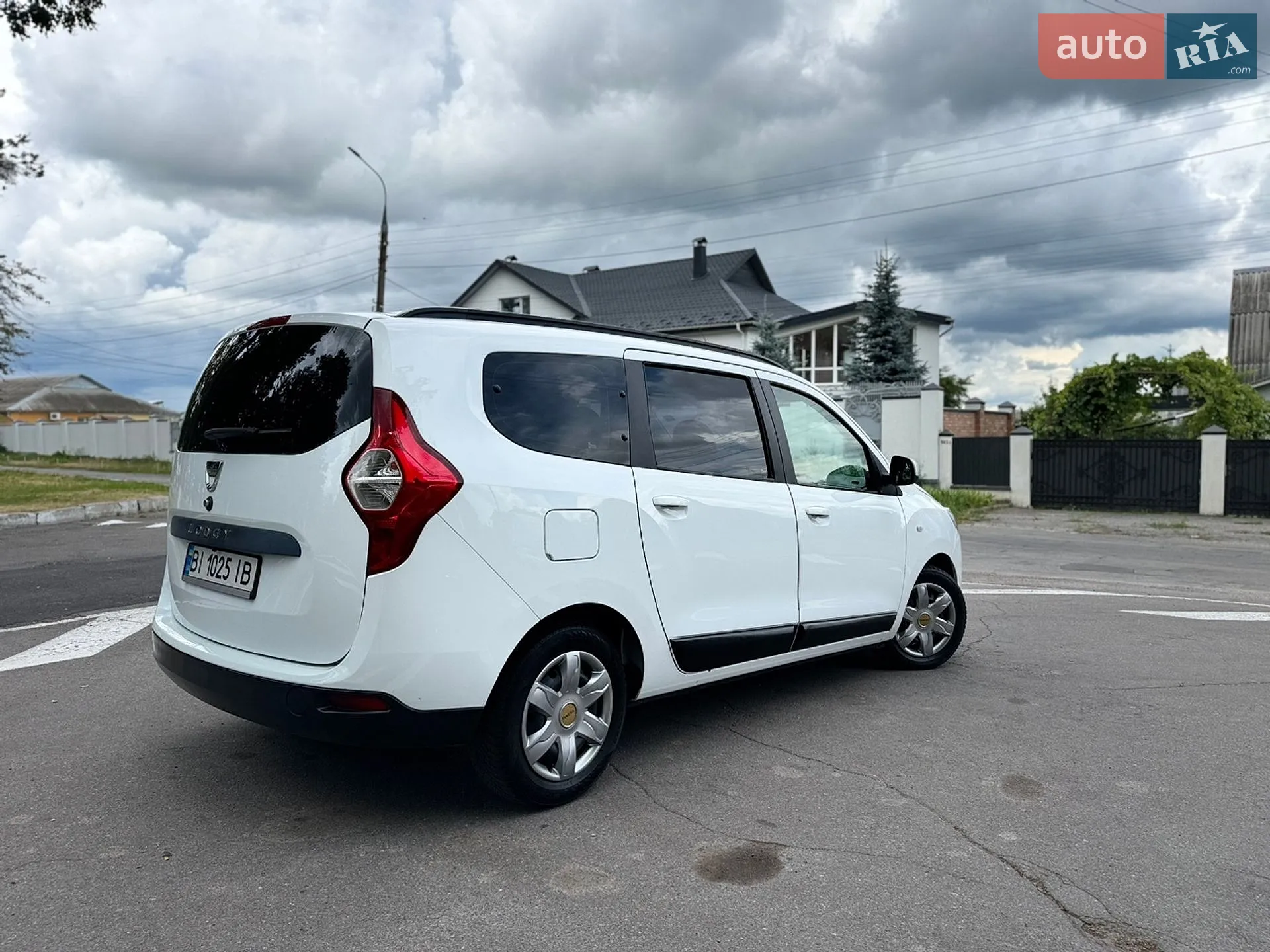 2015 Dacia Lodgy - мініатюра 15
