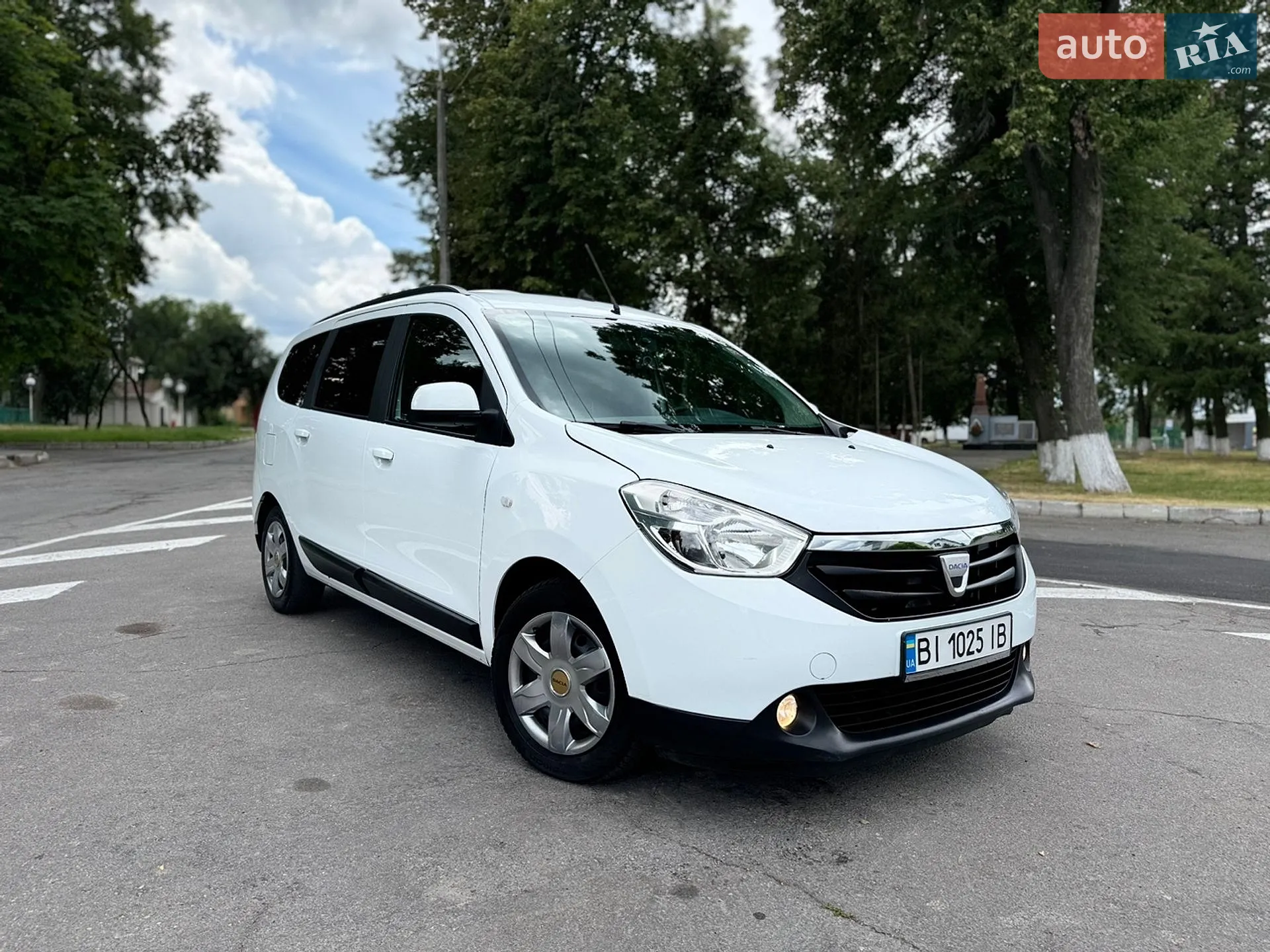 2015 Dacia Lodgy - мініатюра 20