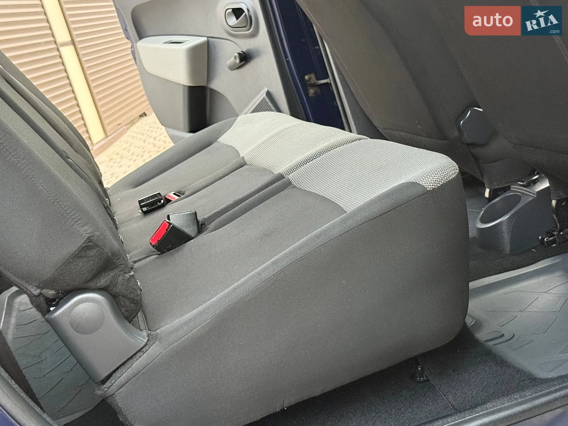 2016 Dacia Lodgy - мініатюра 48