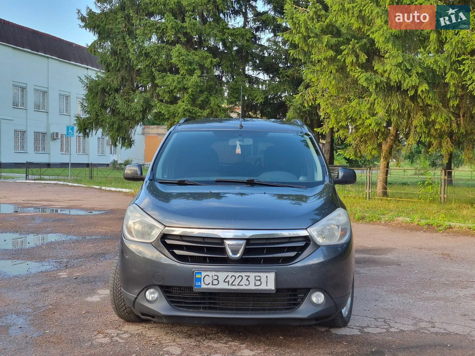 2013 Dacia Lodgy - мініатюра 2