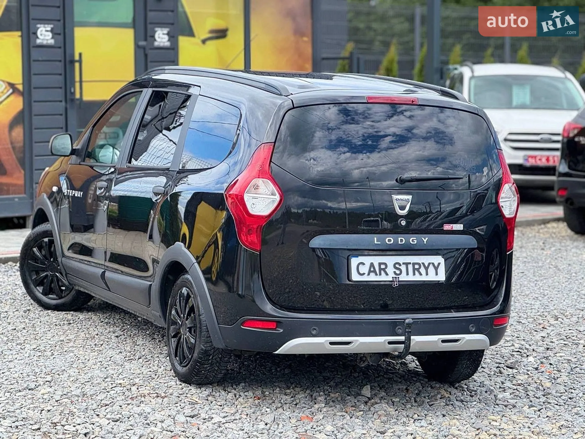 2016 Dacia Lodgy - мініатюра 15