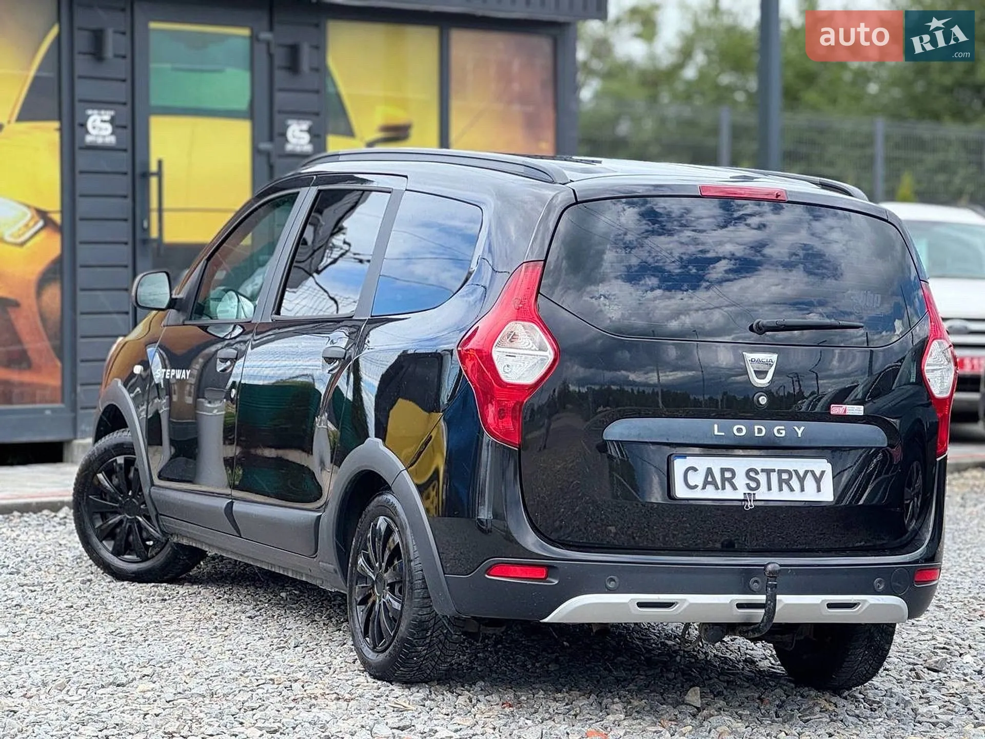 2016 Dacia Lodgy - мініатюра 16