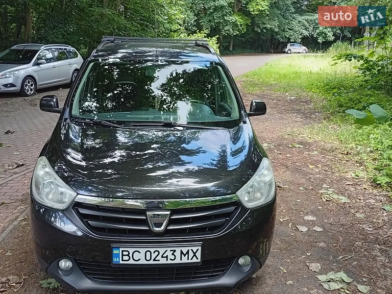 Dacia Lodgy 2013