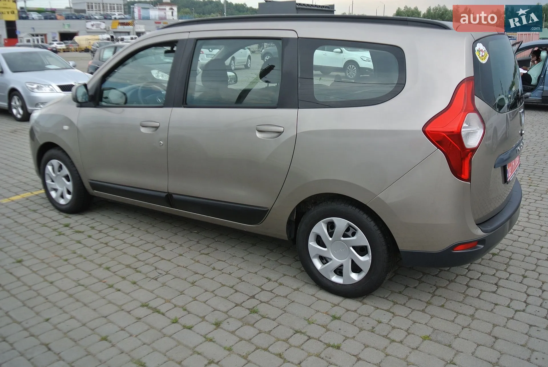 2013 Dacia Lodgy - мініатюра 5