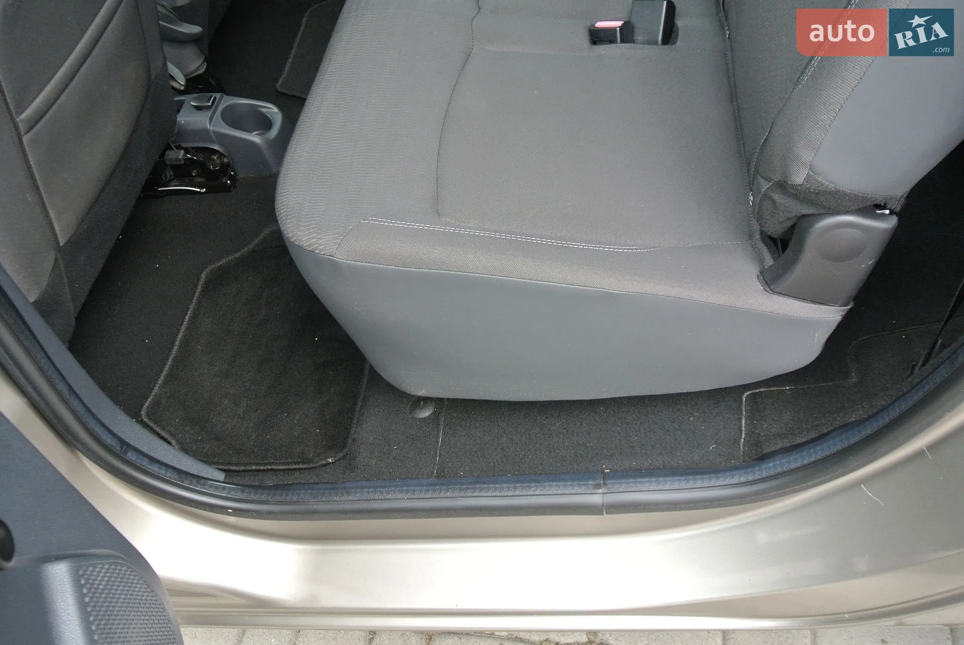 2013 Dacia Lodgy - мініатюра 10