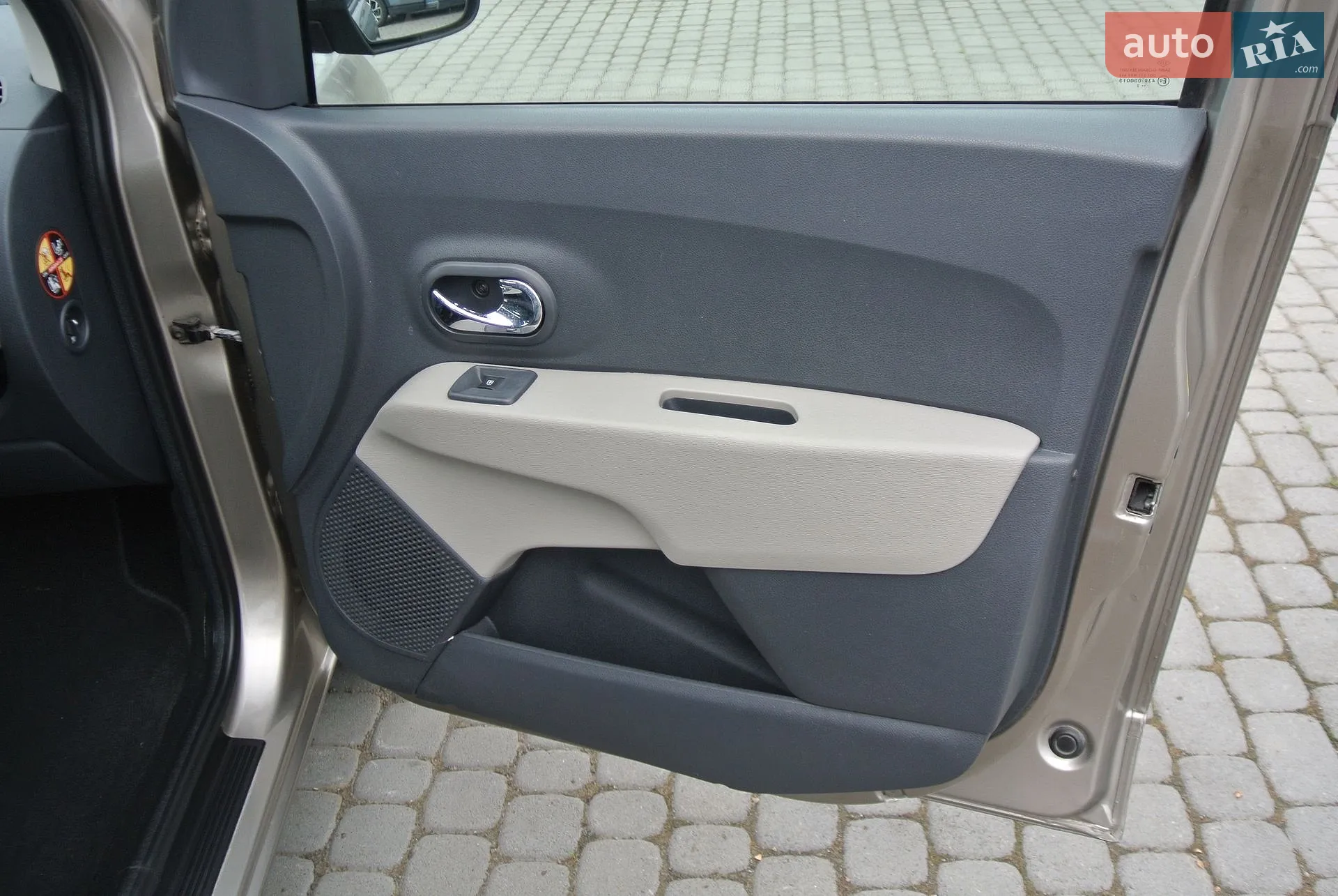 2013 Dacia Lodgy - мініатюра 14