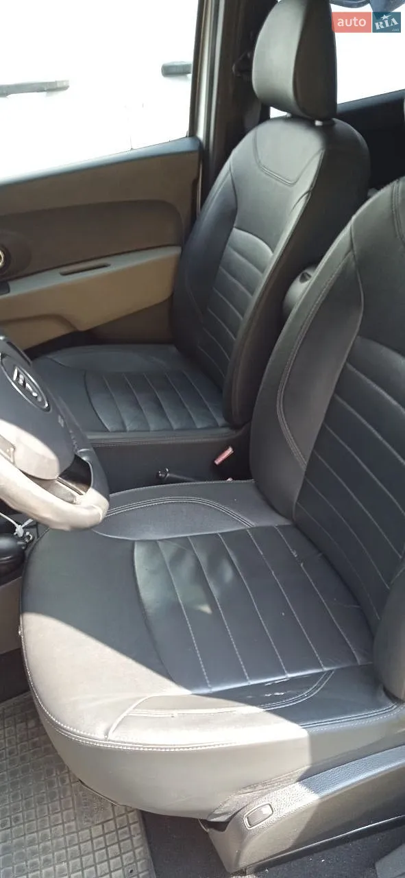 2014 Dacia Lodgy - мініатюра 8