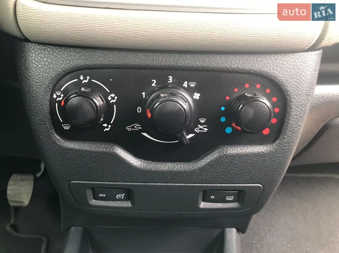 2012 Dacia Lodgy - мініатюра 18