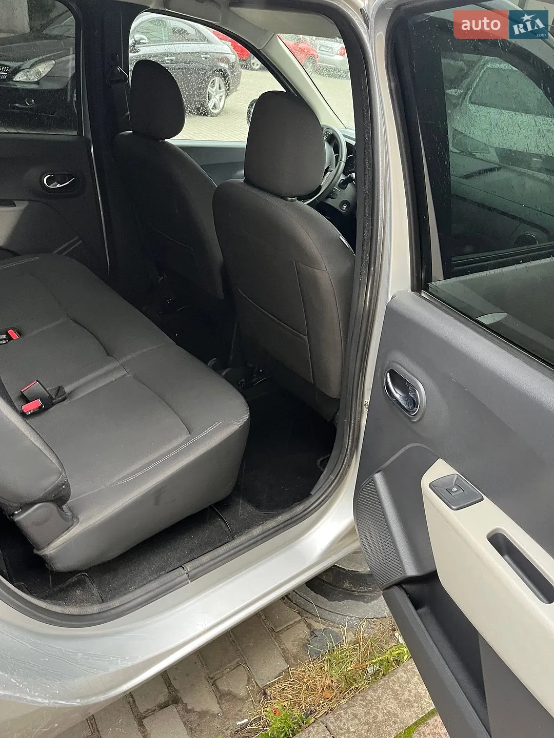 2014 Dacia Lodgy - мініатюра 9