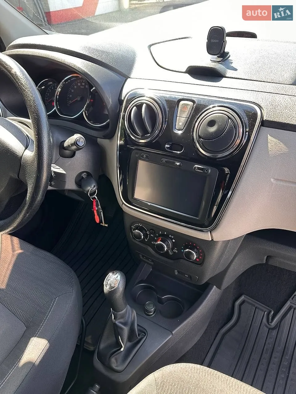 2014 Dacia Lodgy - мініатюра 11