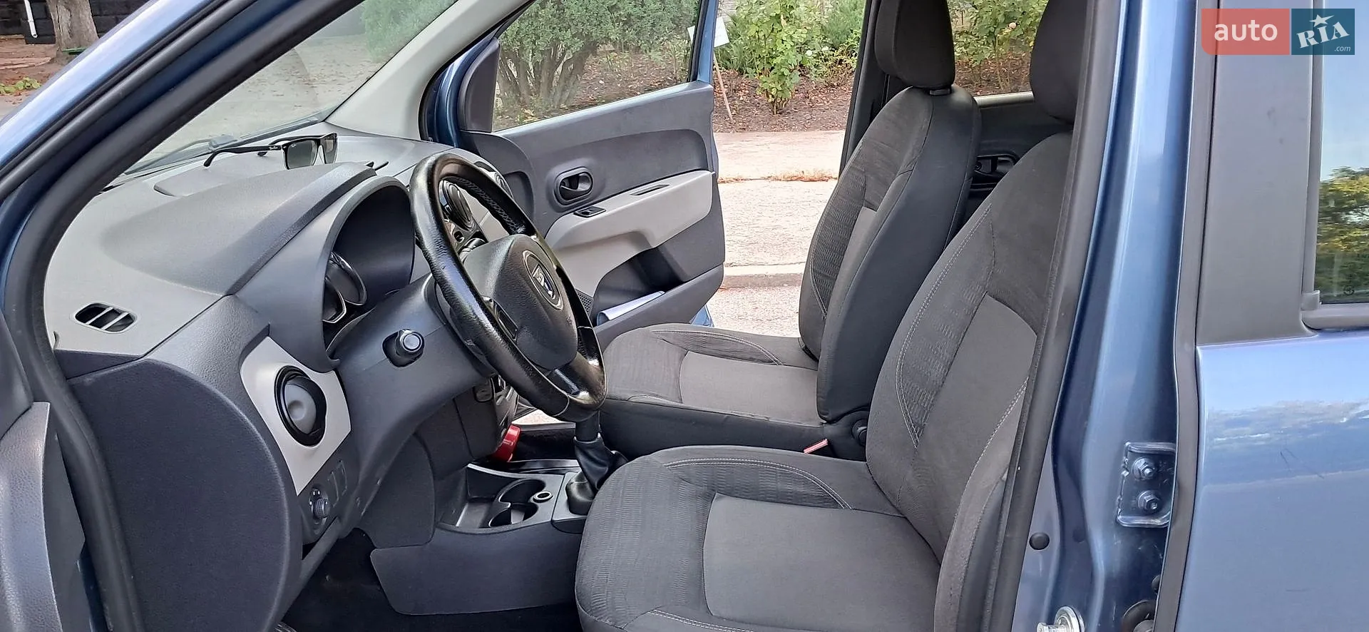 2014 Dacia Lodgy - мініатюра 10