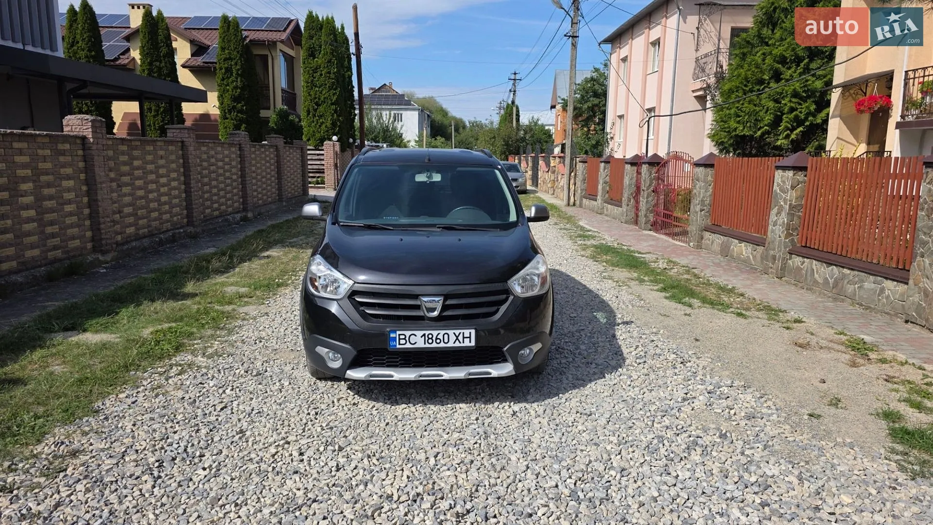 2016 Dacia Lodgy - мініатюра 2