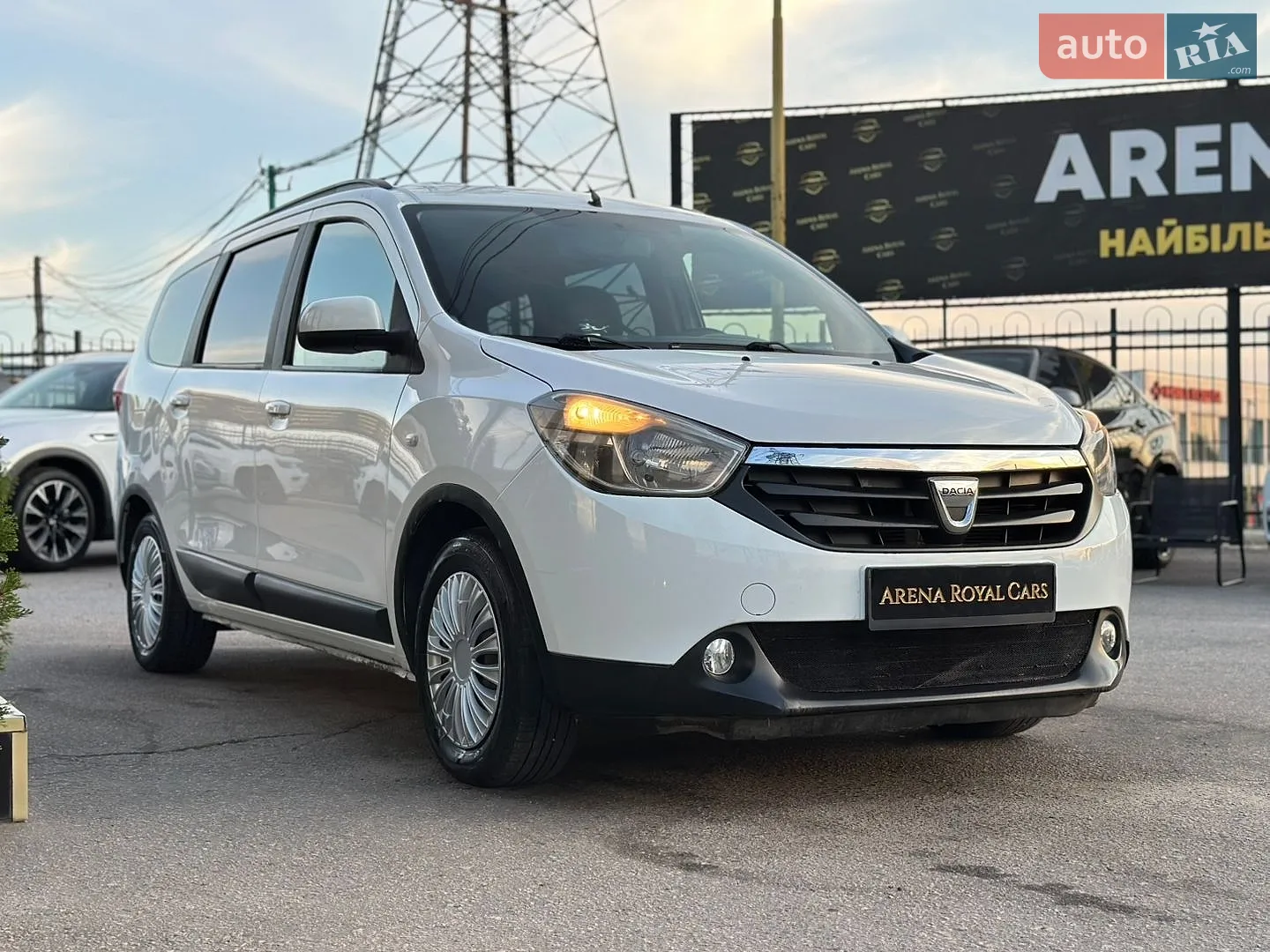 2015 Dacia Lodgy - мініатюра 9