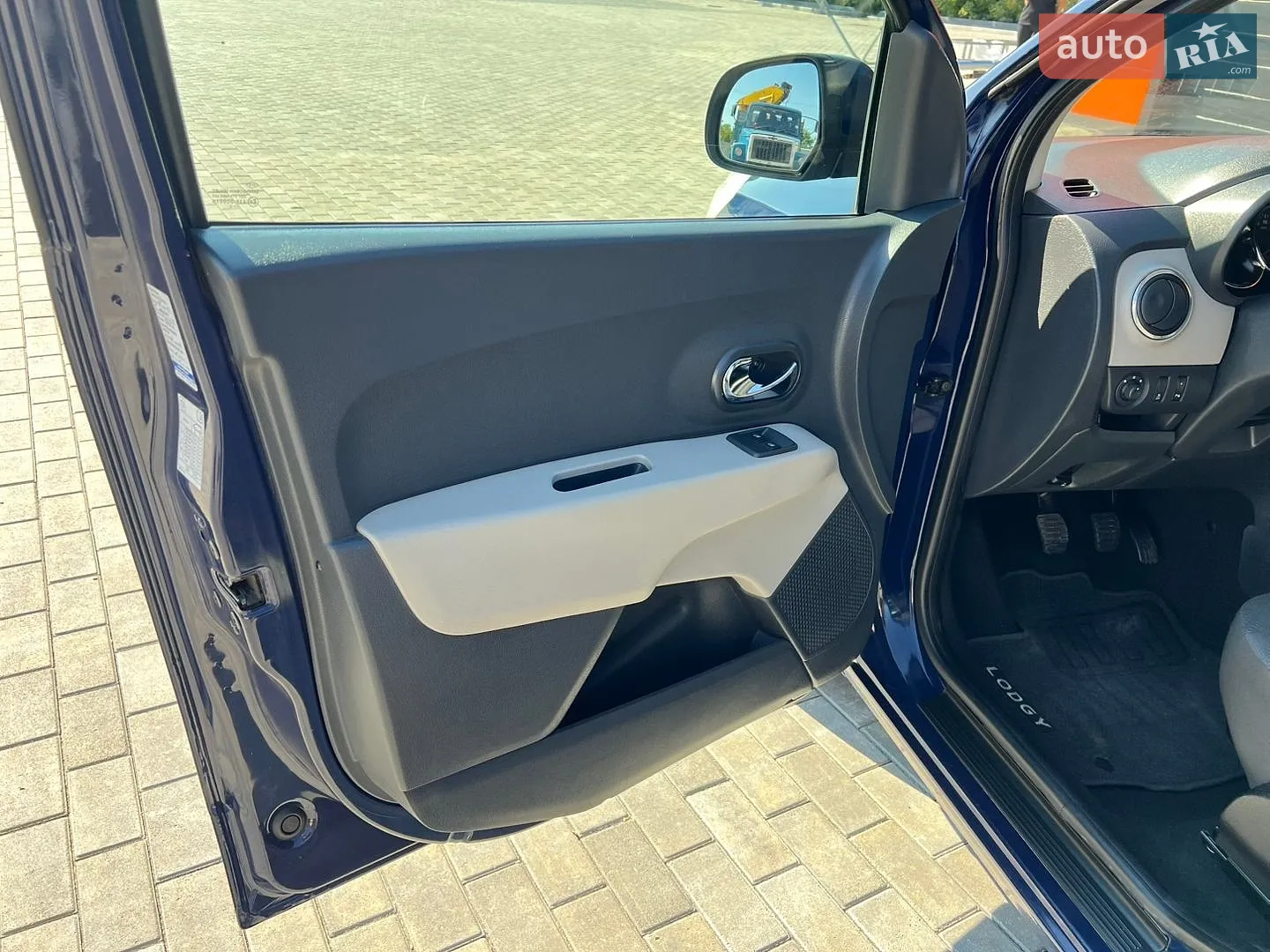 2012 Dacia Lodgy - мініатюра 11