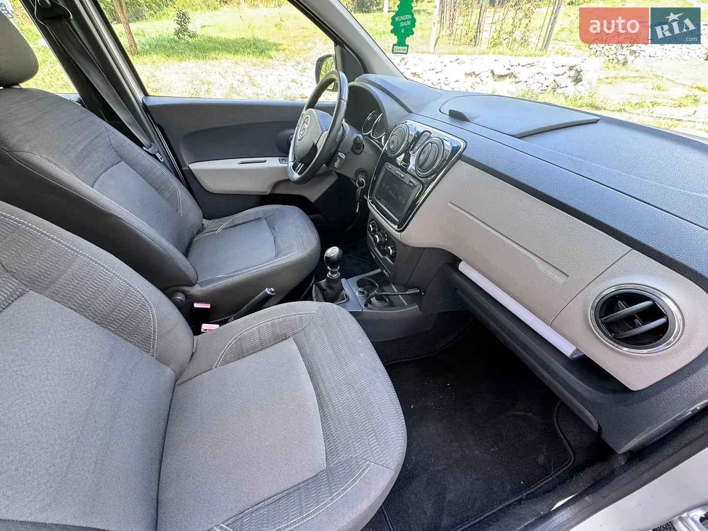 2012 Dacia Lodgy - мініатюра 27