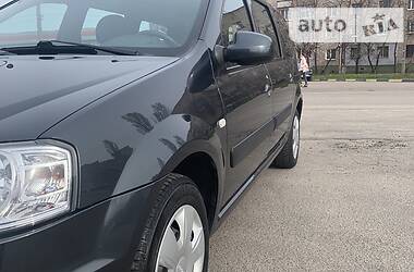 Універсал Dacia Logan MCV 2011 в 