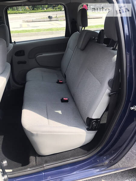 Універсал Dacia Logan MCV 2012 в Рівному