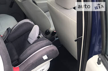 Універсал Dacia Logan MCV 2012 в 