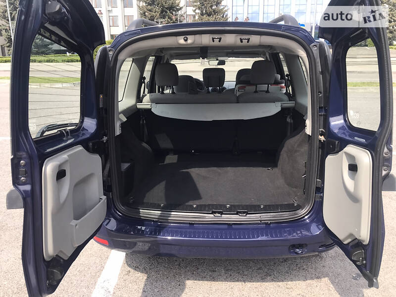 Універсал Dacia Logan MCV 2012 в Рівному