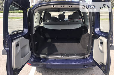 Універсал Dacia Logan MCV 2012 в 