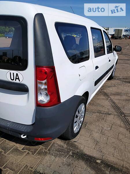 Універсал Dacia Logan MCV 2011 в Житомирі