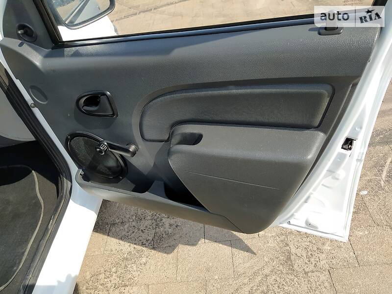 Універсал Dacia Logan MCV 2011 в Житомирі