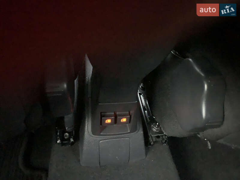 Универсал Dacia Logan MCV 2013 в Киеве