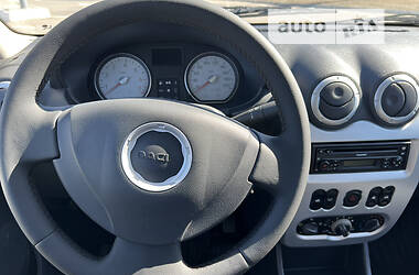 Универсал Dacia Logan MCV 2009 в 