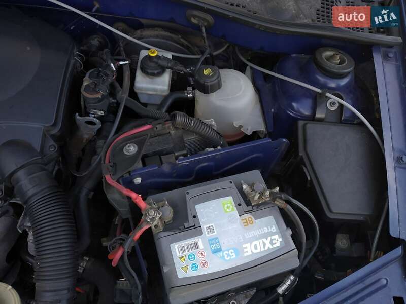 Универсал Dacia Logan MCV 2009 в Глухове