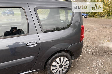 Универсал Dacia Logan MCV 2009 в 