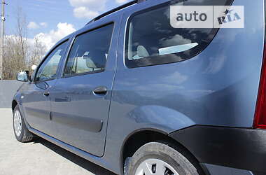 Минивэн Dacia Logan MCV 2008 в 