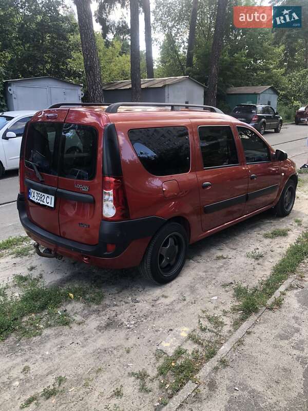 Универсал Dacia Logan MCV 2007 в Киеве