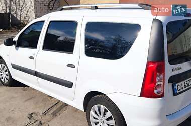 Универсал Dacia Logan MCV 2009 в 