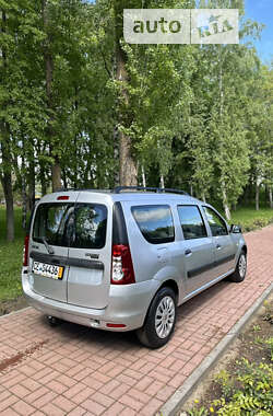 Универсал Dacia Logan MCV 2010 в Хороле