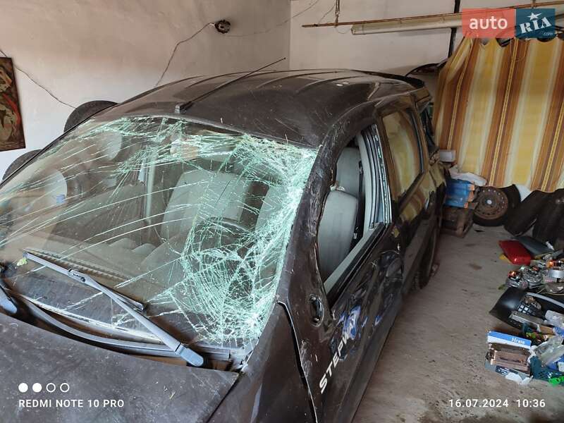Универсал Dacia Logan MCV 2008 в Калуше