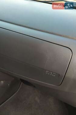 Универсал Dacia Logan MCV 2009 в 
